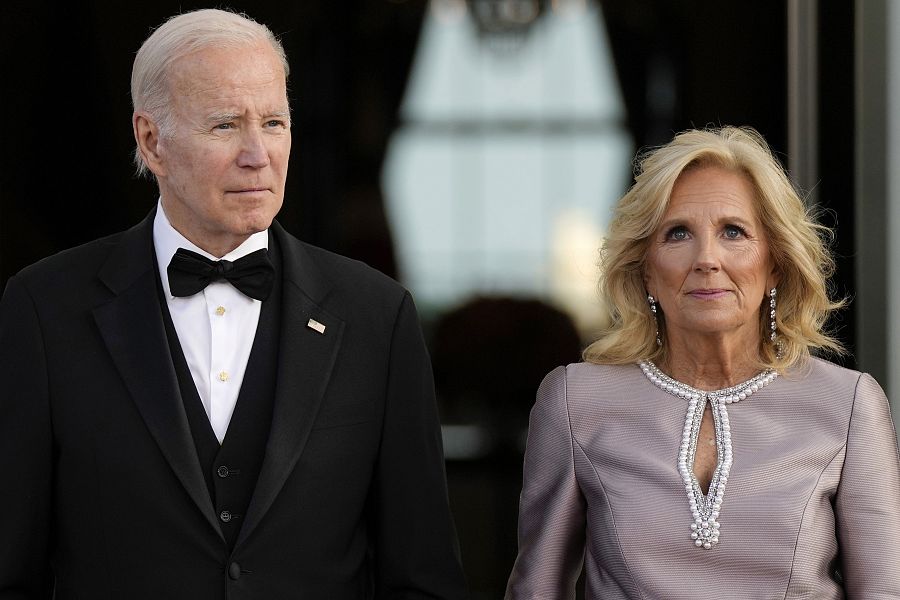 El presidente de EE.UU., Joe Biden, y su mujer, Jill Biden, antes de un evento en la Casa Blanca