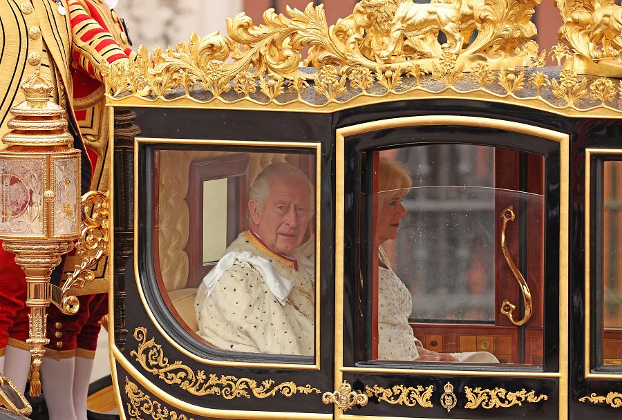 Coronación de Carlos: los monarcas llegan a Westminster