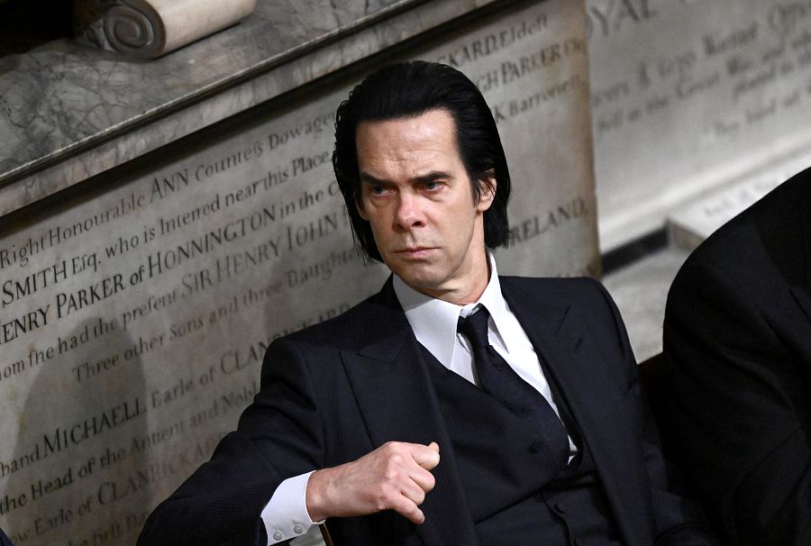 Nick Cave asiste a la coronación