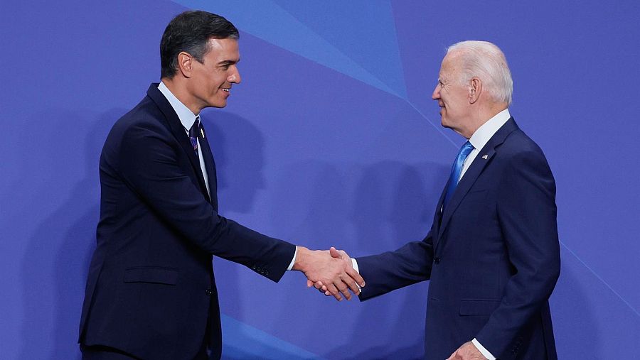 Imagen de archivo del presidente del Gobierno, Pedro Sánchez, y su homólogo en Estados Unidos, Joe Biden.