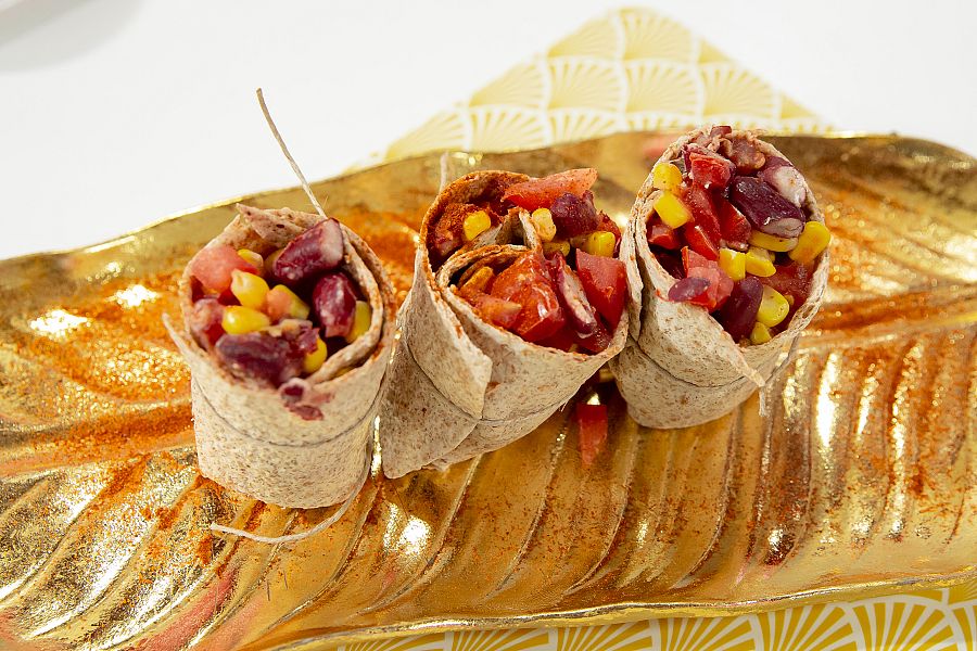 Receta de burritos de alubias y pico de gallo de la chef Marta Verona