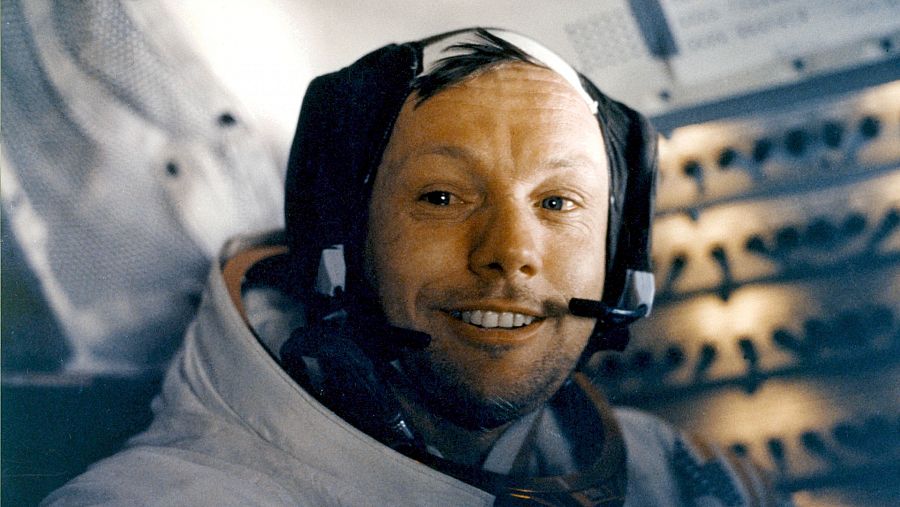 El astronauta Nel Amstrong, el primer humano en pisar la tierra