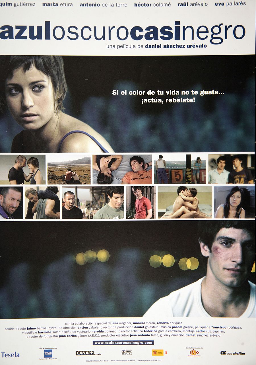 'Azuloscurocasinegro' (2006), cartel de la película