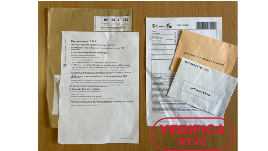 Documentación aportada por Correos para el voto postal para las elecciones municipales y autonómicas en Madrid con el sello: VerificaRTVE