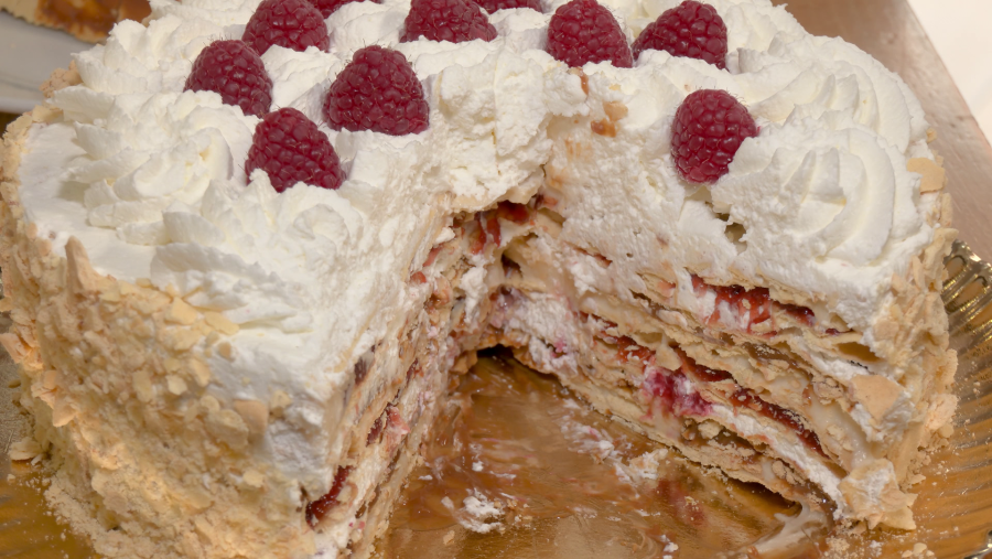 Aprende a elaborar una deliciosa tarta 'amor' con frutos rojos