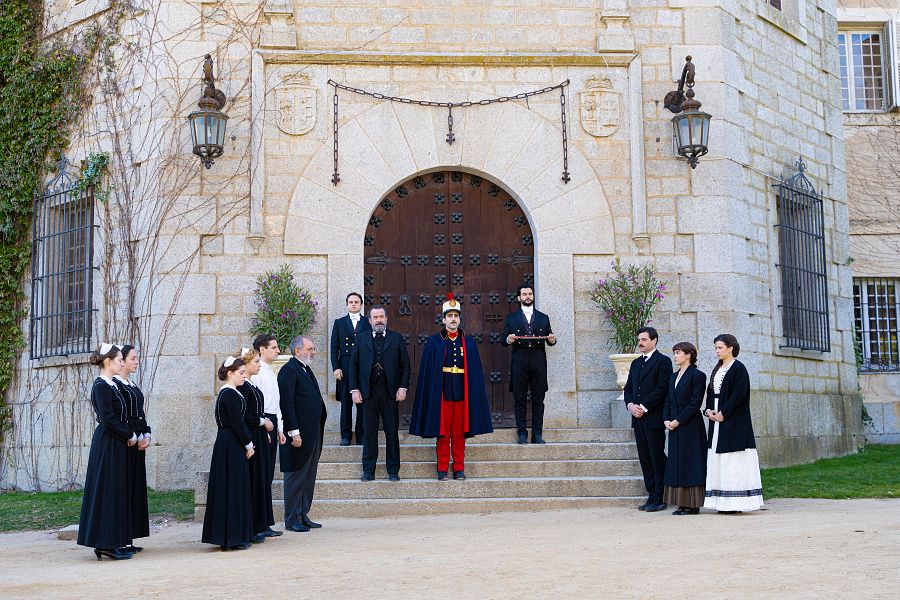 El palacio llora la pérdida de Salvador