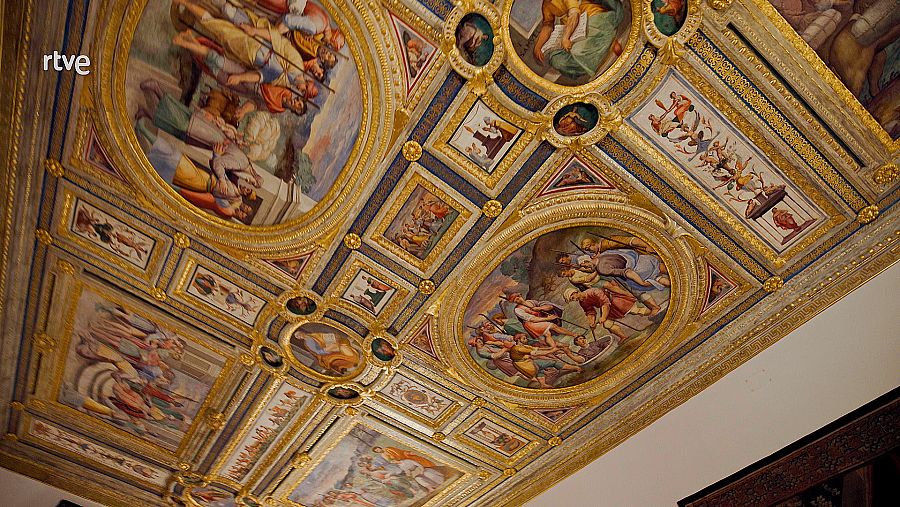 Detalle de la galería de la Reina en el Palacio de El Pardo