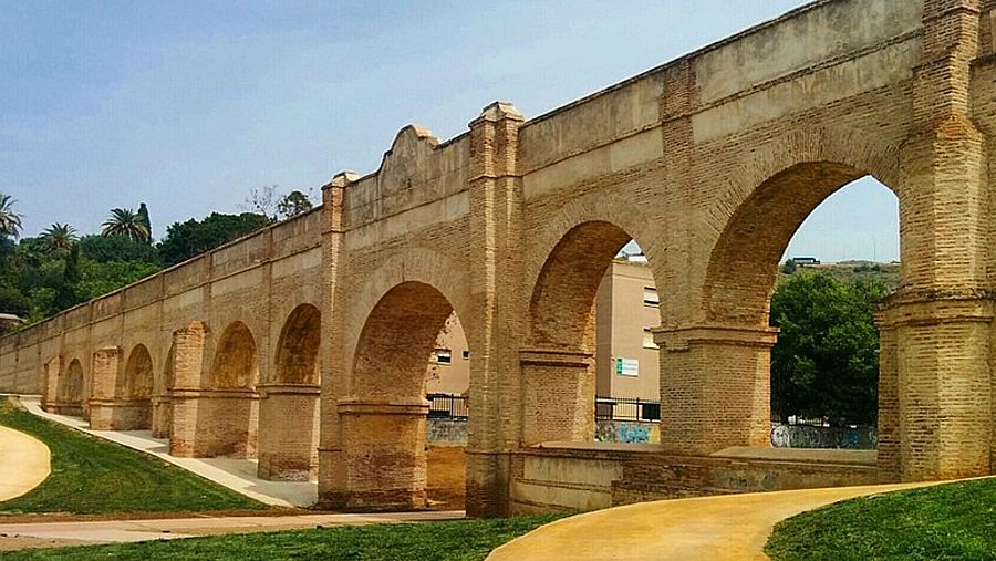 El acueducto de San Telmo, de 1784, es una obra de ingeniería construida para abastecer a Málaga de agua potable y ha sido declarada Bien de Interés Cultural