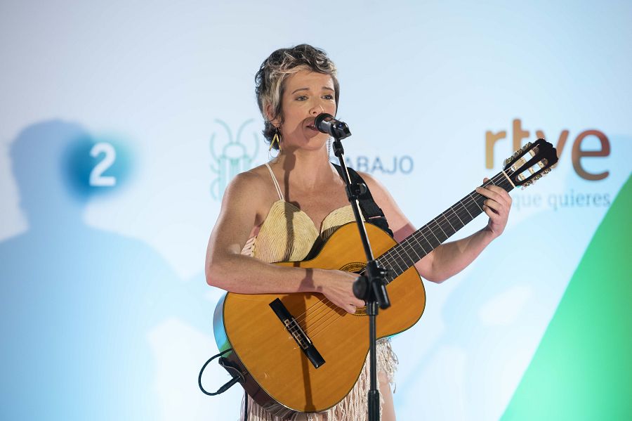 Actuación de Karmento