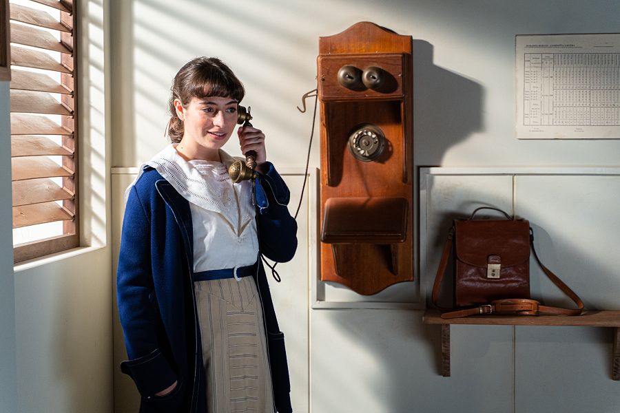 Blanca Paloma llamaa Manuel antes de su viaje