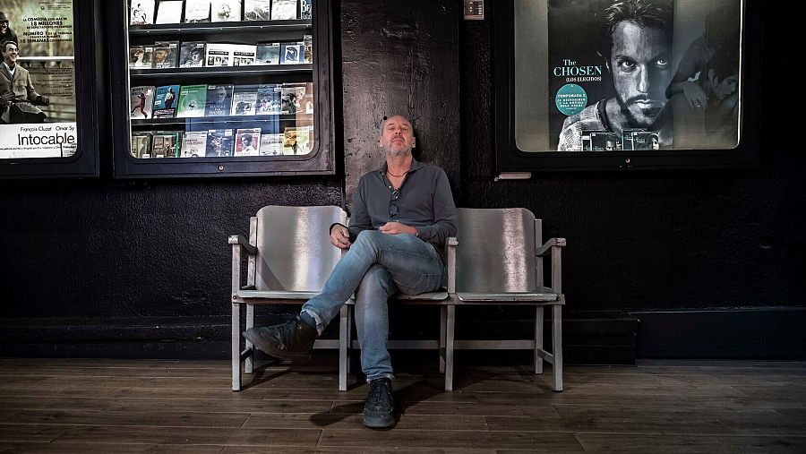 El programa que feia entre 1993 i 1994 a Ràdio l'Hospitalet es deia 'La espuma de los días'