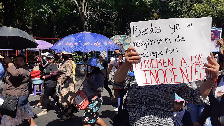 Familiares de detenidos protestan por las detenciones arbitrarias