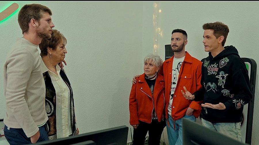 Charo, Ricky y Sensillo, viajan a Zaragoza para conocer a Jorge Terreu