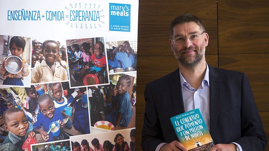 Fotografía de archivo del 19 de febrero de 2017 de Magnus MacFarlane-Barrow, escritor británico y fundador de la ONG Mar's Meals, Premio Princesa de Asturias de la Concordia 2023. EFE/Archivo/Quique García