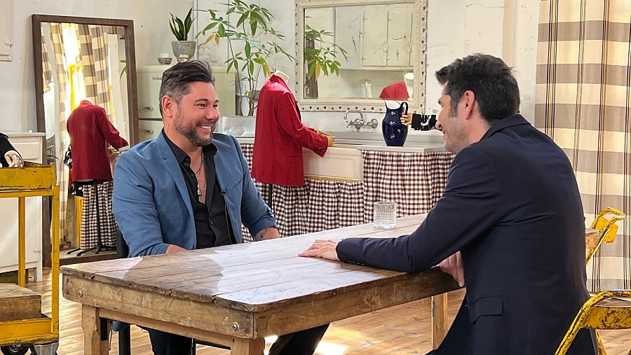 El artista charla con Carlos del Amor en una entrevista pausada y sincera sin eludir ninguna pregunta