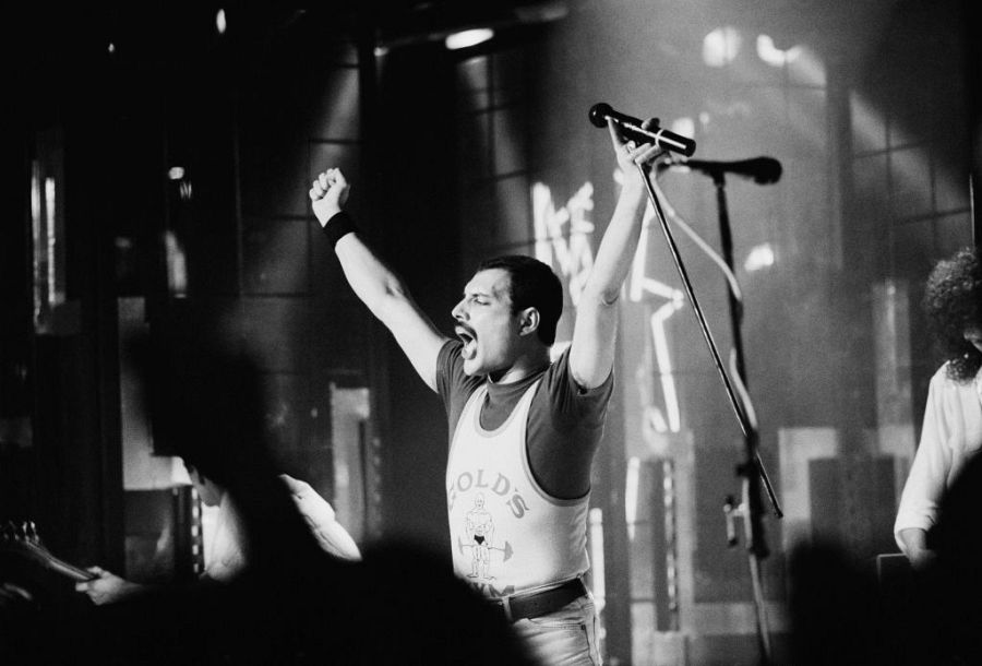 Freddie Mercury en el Golden Rose Pop Festival de Montreux, Suiza
