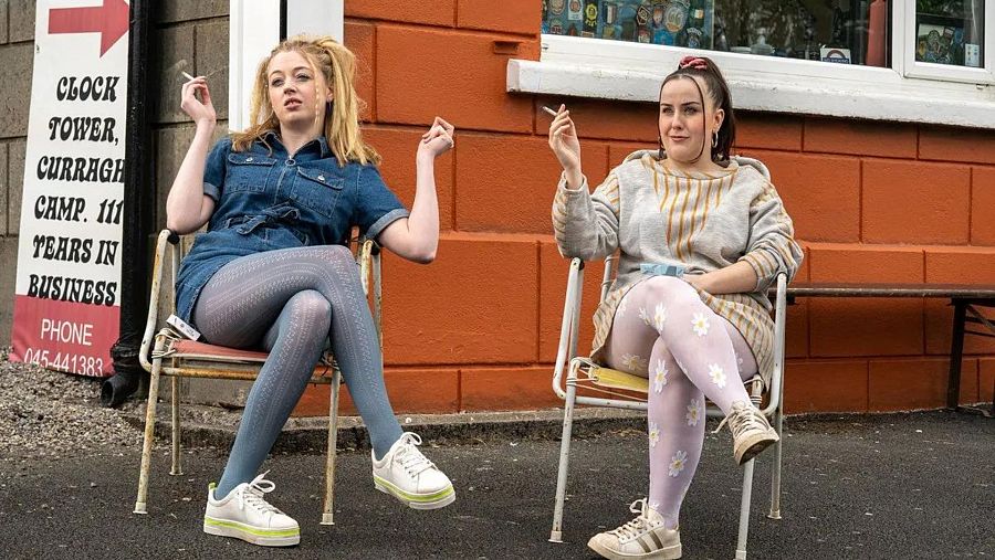 Escena 'Dating Amber' (2021)