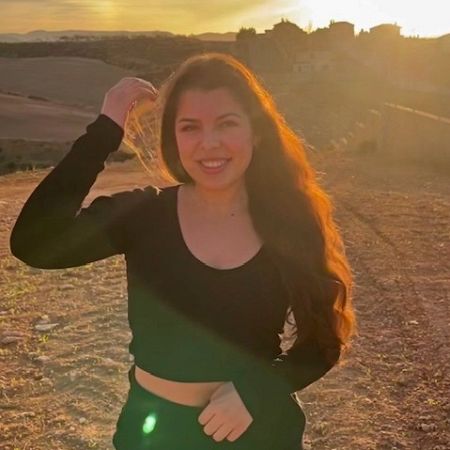 Isabel (23 años, Granada)