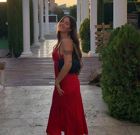 Sara (24 años, Granada)