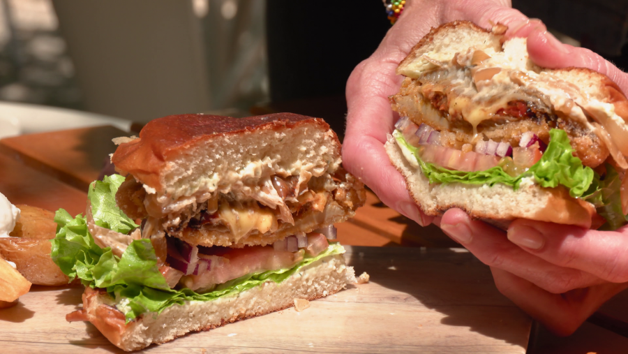 Prueba a meterlo en una hamburguesa como sustituto de la carne. ¡Queda de 10!