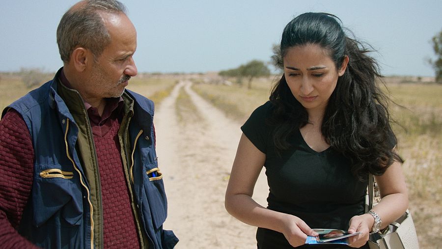 Batoul recaba información en Túnez