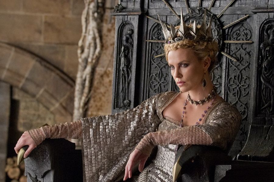 Charlize Theron en 'Blancanieves y la leyenda del cazador'