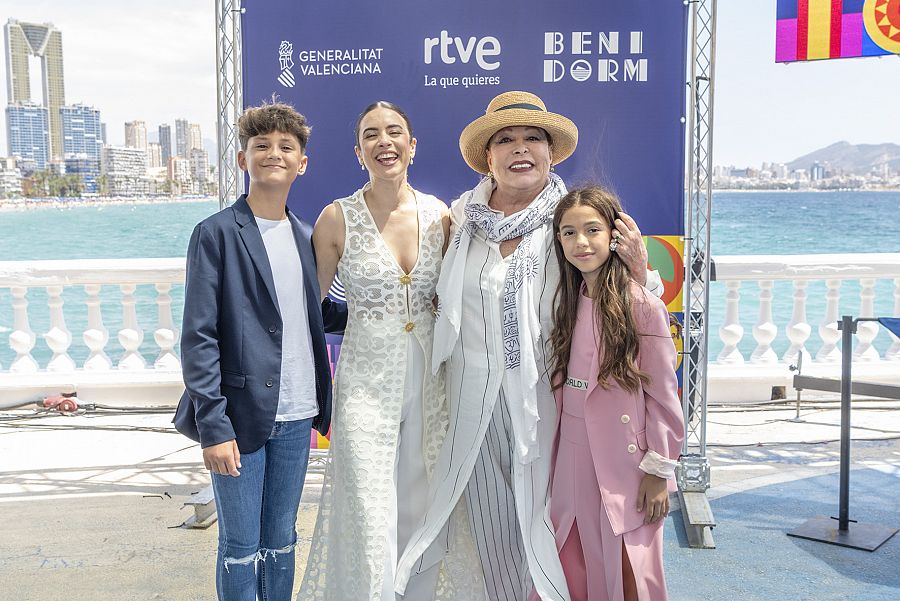  Carlos Higes, Blanca Paloma, Massiel y Sandra Valero