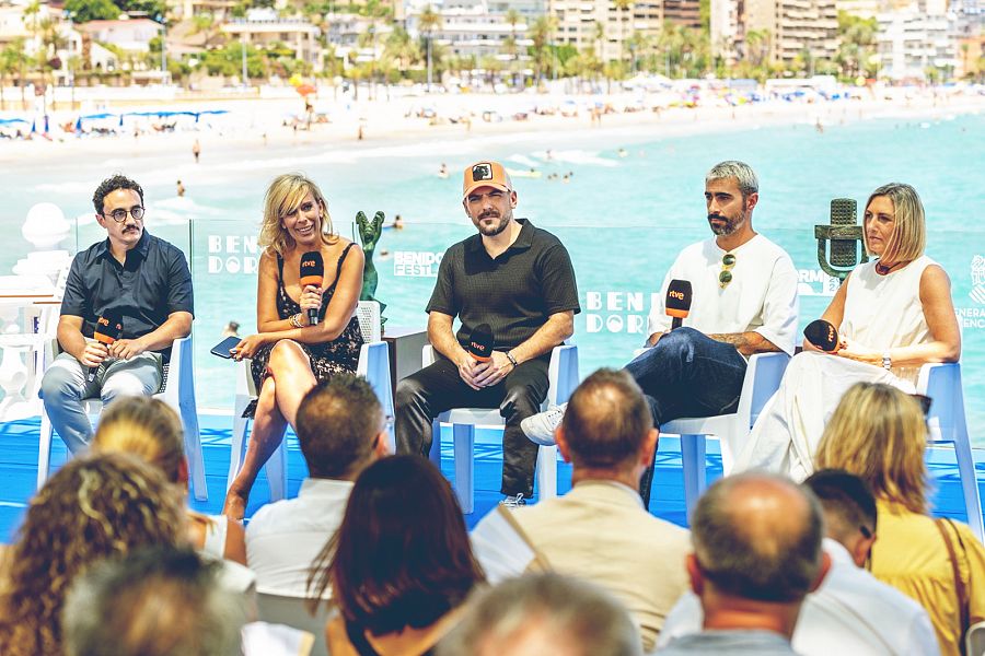  César Vallejo, María Eizaguirre, Pablo Cebrián, Rayden y Ana Bordas en la presentación del Benidorm Fest 2024