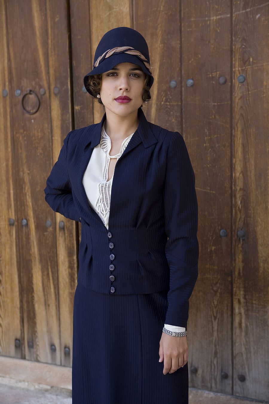 Victoria Márquez (Adriana Ugarte)