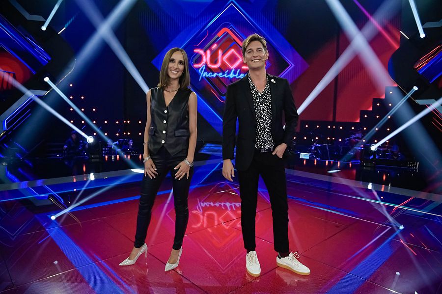  Julia Varela y Xavi Martínez en el plató de la segunda edición de 'Dúos Increíbles'