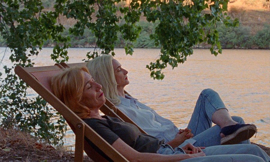 Lola Dueñas y Ana Torrent