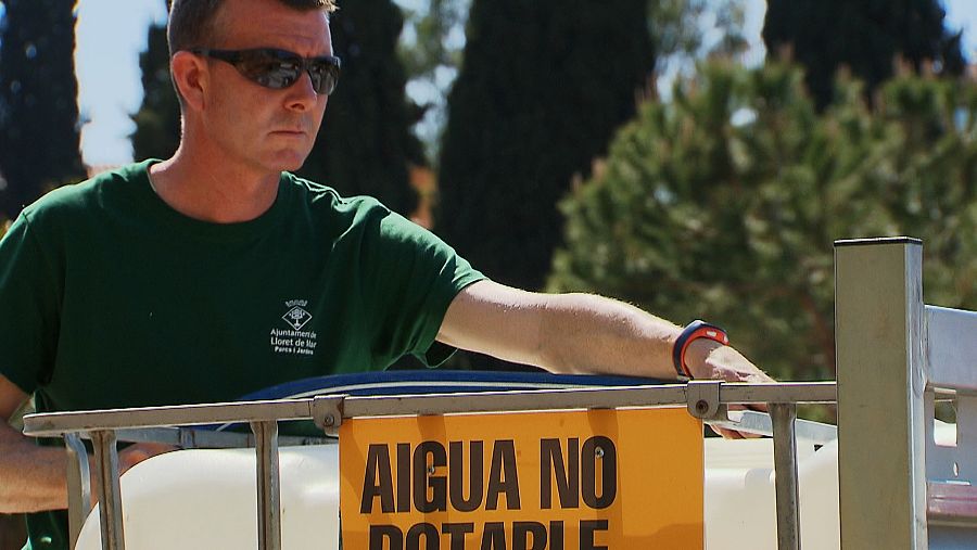 En Lloret de Mar, se utiliza el agua regenerada para baldeo de calles y riego de parques y jardines