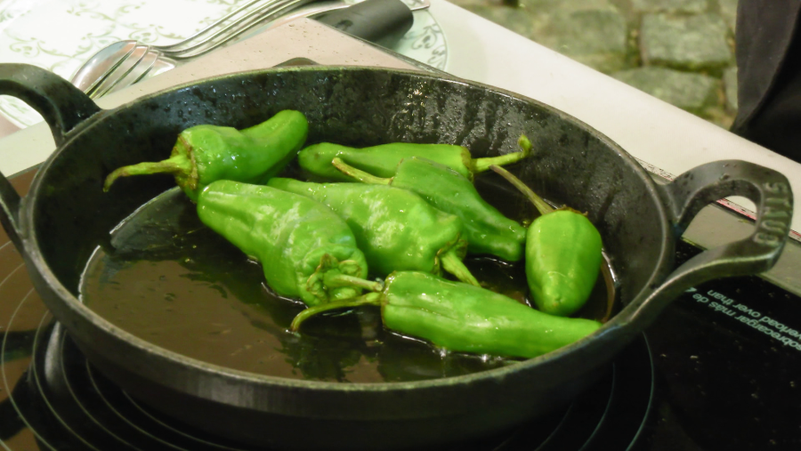 Freír los pimientos