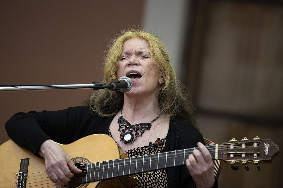 La nieta de Violeta Parra, Tita Parra