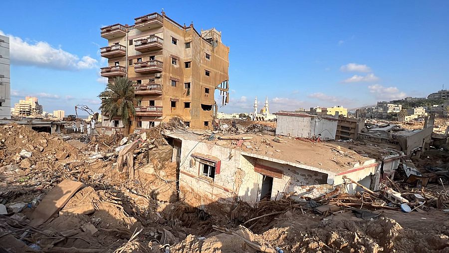 Un barrio totalmente destruido por el paso del ciclón Daniel en la ciudad de Derna (Libia)