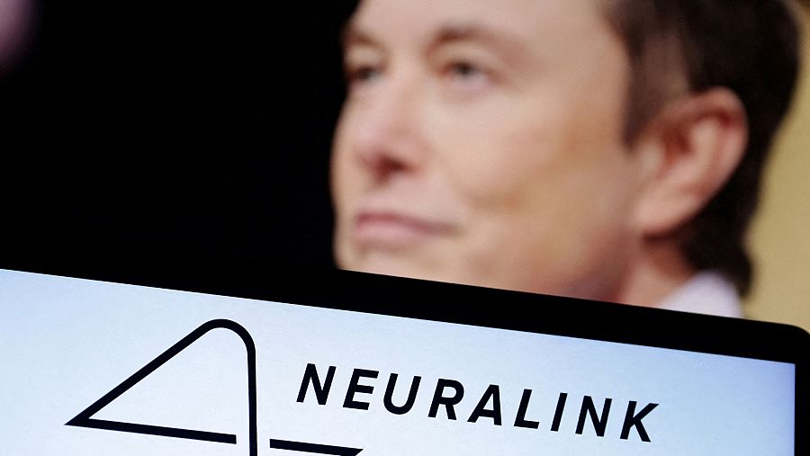 Neuralink es una empresa emergente o startup que pertenece a Elon Musk.