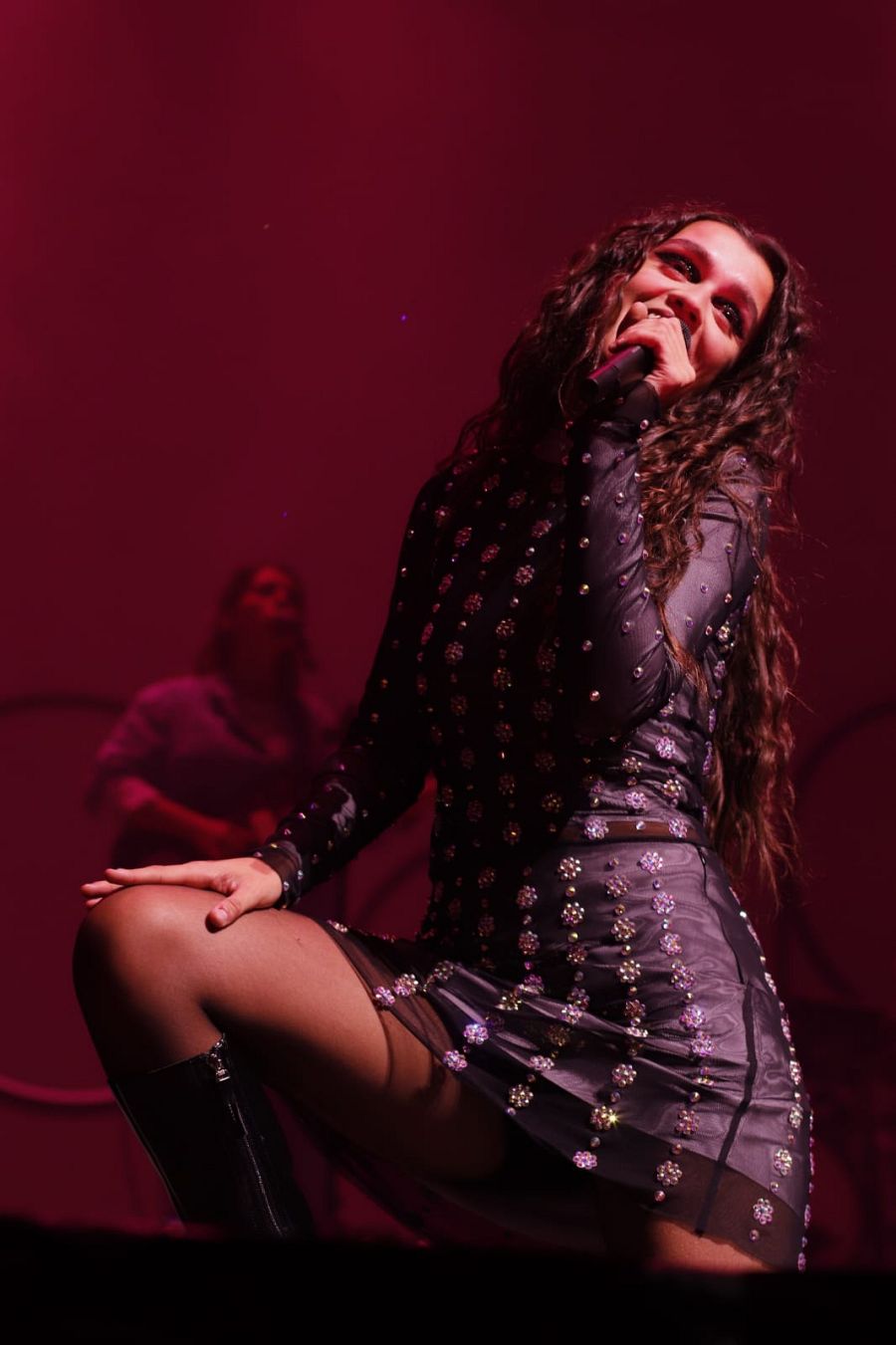 Amaia culmina su gira 'Cuando no sé quién soy' en una emocionante primera vez en el WiZink