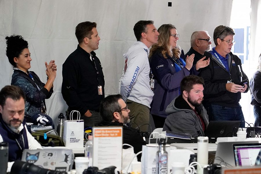 Celebración de la llegada de la cápsula de Osiris-Rex con muestras de Bennu.