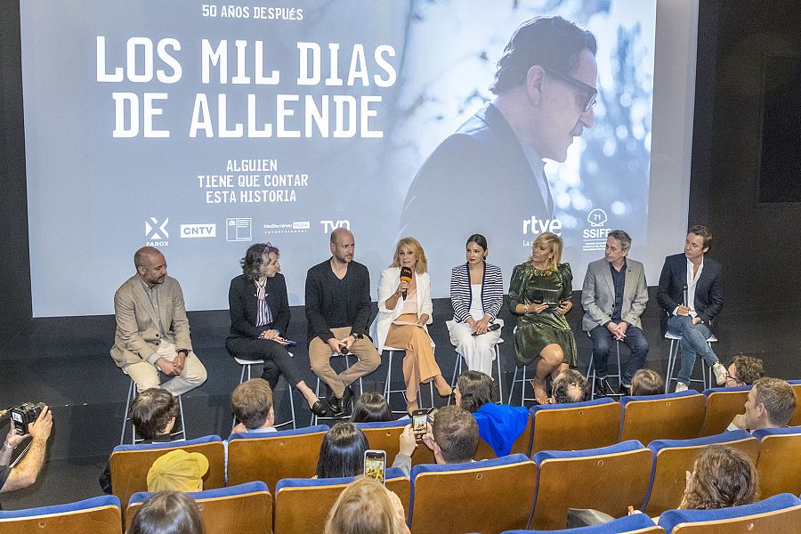 Presentacion Los mil dias de Allende