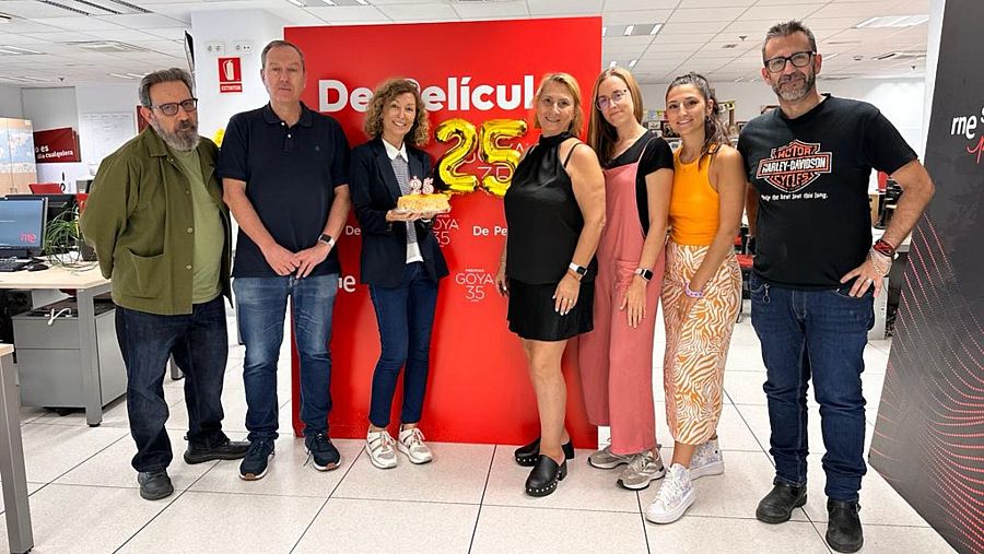 El equipo de 'De película' celebra el 25 aniversario del programa