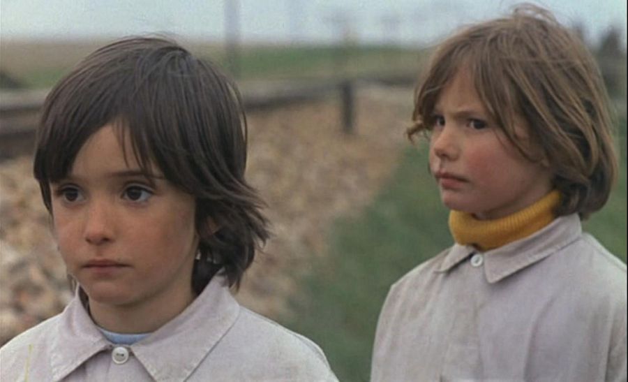 'El espíritu de la colmena': de las costuras de Frankenstein a la mirada de Ana Torrent