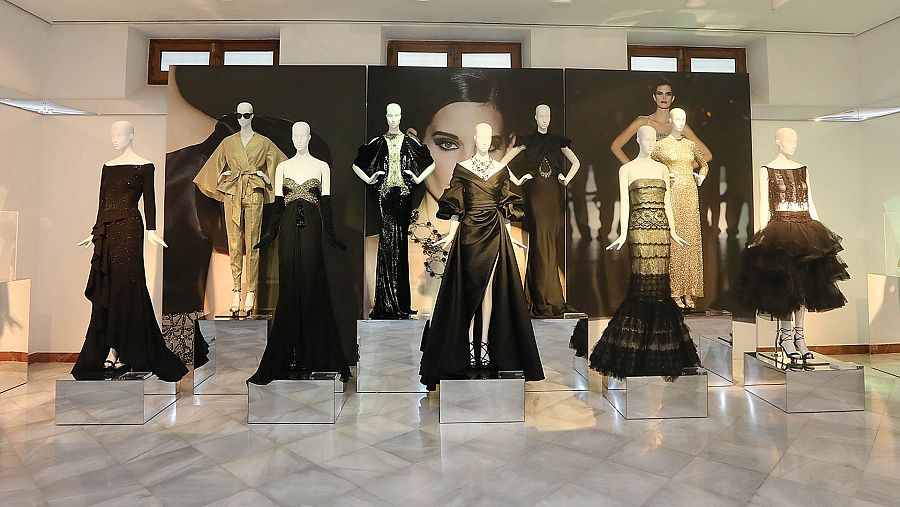 35 años de moda y pasión: Hannibal Laguna pone el broche a su glamuroso aniversario