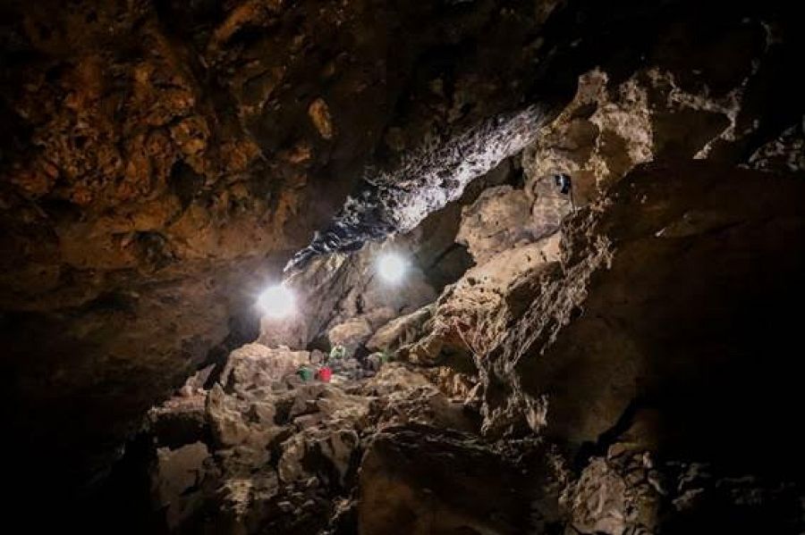 Interior de la Cueva de los Murciélagos, Granada