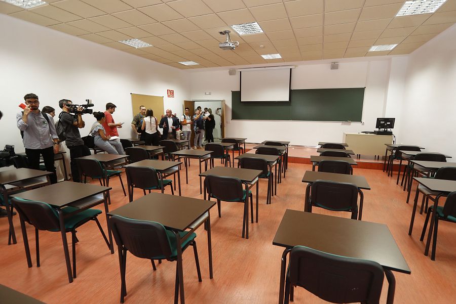 Aula como a la que asiste la princesa Leonor en la Academia General Militar en Zaragoza