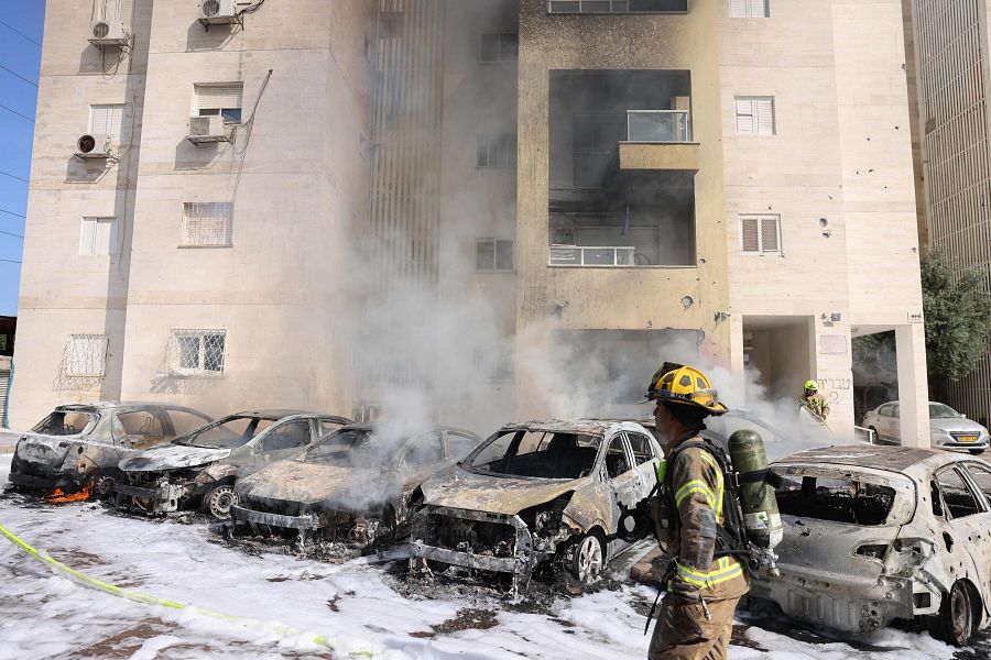 Coches incendiados en Ashkelon