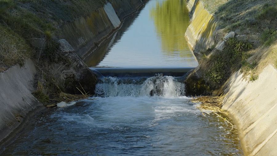 Part del canal d'Urgell, la infraestructura hidràulica més important de Catalunya