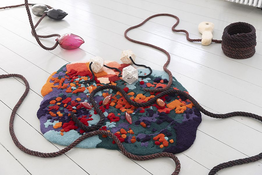 Silent Force, Red Caress, 2022. 02. (Otobong Nkanga)