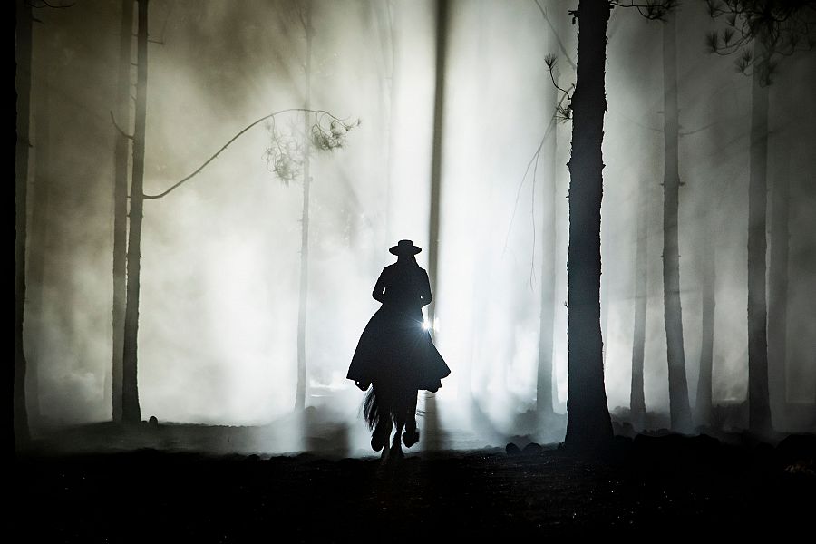  Imagen promocional de la serie 'Zorro', con Miguel Bernardeau