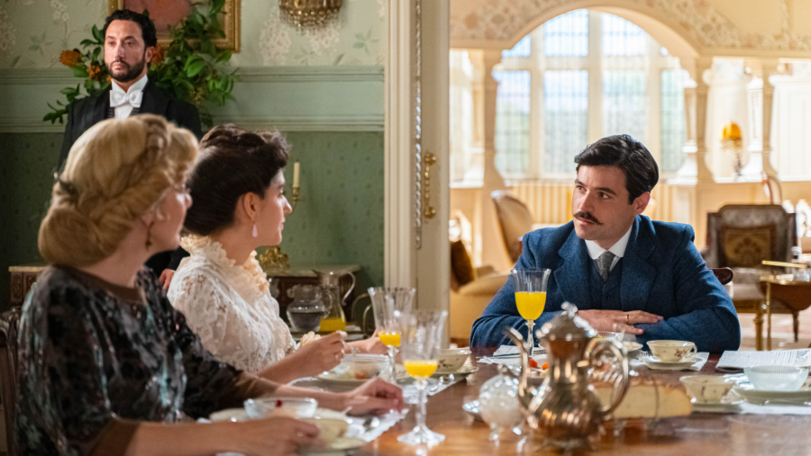 La Promesa: Manuel recibe una carta en la que la Guardia Civil le prohíbe volar