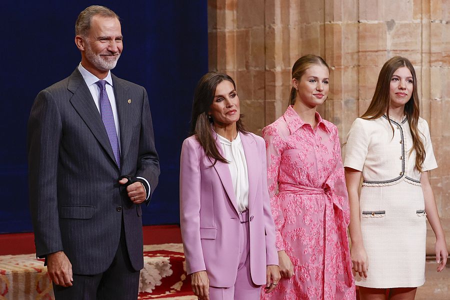 La familia real durante las audiencias previas a los Premios Princesa de Asturias 2023